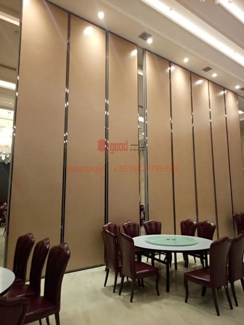 โซลูชันบริษัทล่าสุดเกี่ยวกับ พาร์ติชั่นพับได้ของคุณ: ง่ายสำหรับคนเดียวในการผลัก หรือยากสำหรับสามคนในการดึง?