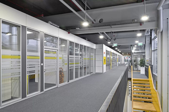 ซื้อ อลูมิเนียมพับการดําเนินงาน ป้องกันเสียง Partitions สําหรับห้องประชุมส่วนตัว online manufacture