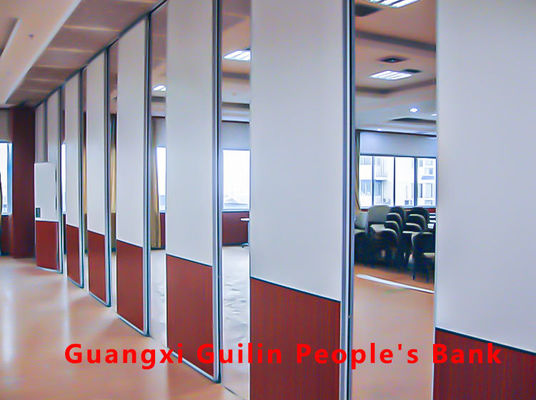 ราคาดี Customized Operable Partition Wall with Top-Hung Design and High-Quality Materials for Up to 18M Height ออนไลน์