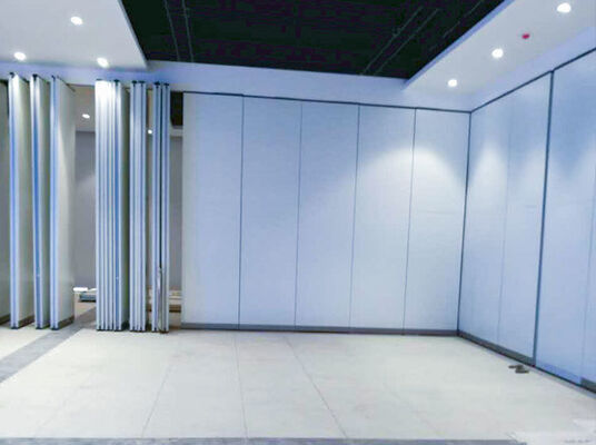 ราคาดี Sliding Single Glazed Office Glass Partition Wall with Concealed Connections and Transparent Coloured Glass ออนไลน์