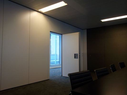 ราคาดี Operable Acoustic Wall Systems 89mm Soundproof Movable Partition ออนไลน์